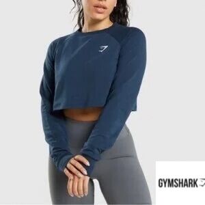 Women’s Gymshark Training Cropped Sweater - Navy size Large